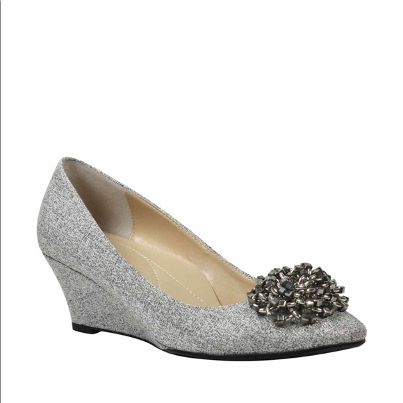 J. Renee Eloisa Wedge - Picture 1 of 6